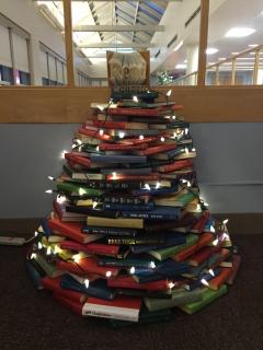 Holiday tree of books